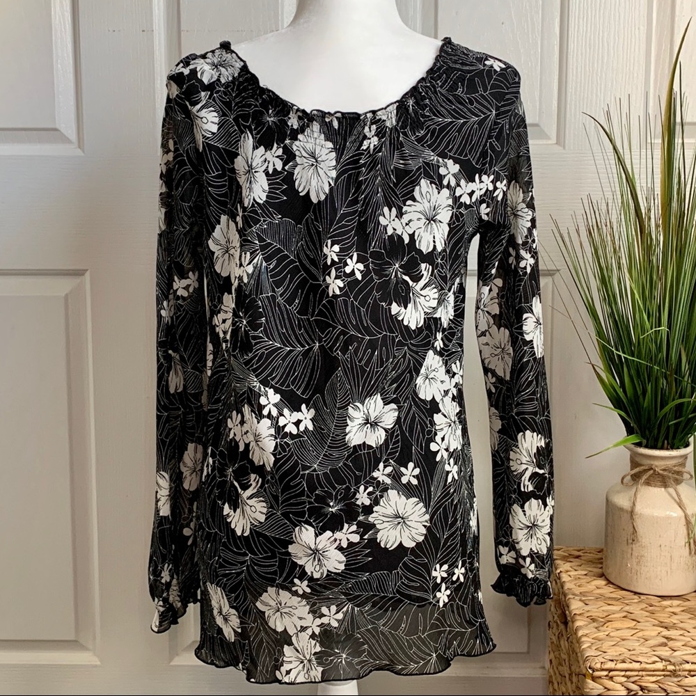 Back floral blouse